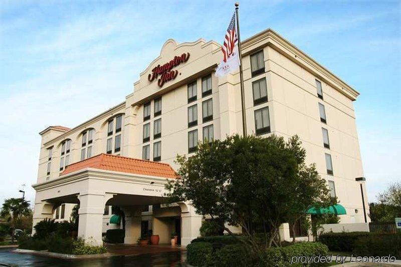 Отель Hampton By Hilton Austin South - I-35 & Ben White Экстерьер фото
